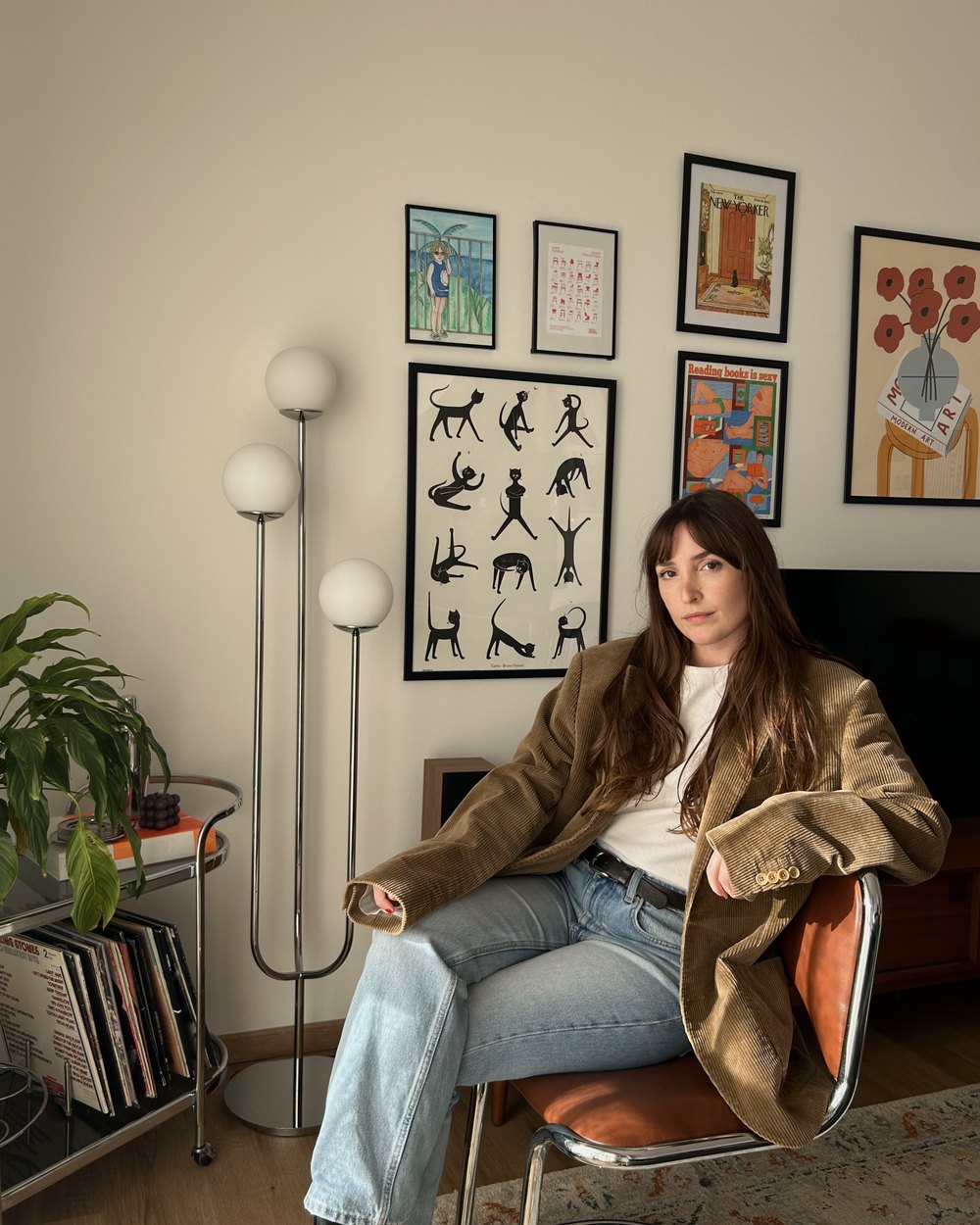 Ilaria, founder of Vintage & The City, in her living room